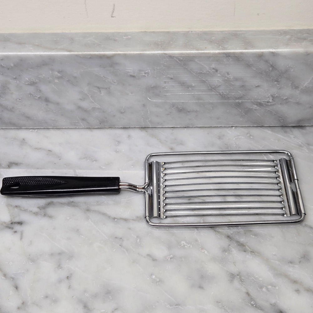 VTG Ekco Slicer‎ Stainless Tomato Cheese Cutter Black Handle USA Kitchen Utensil